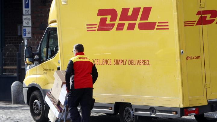 DHL،