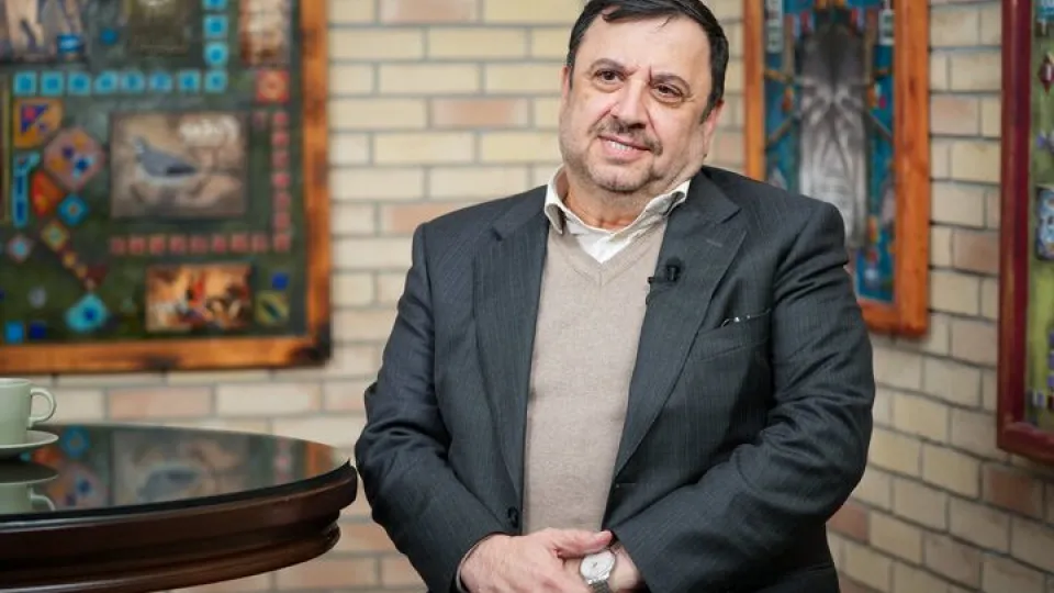 فیروزآبادی: